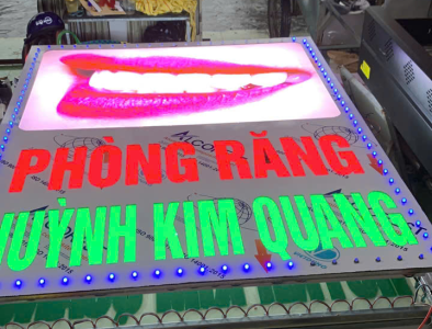 Biển quảng cáo nha khoa