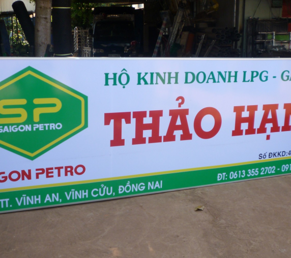 Biển Hiệu Hiflex Khung Sắt – Giải Pháp Bền Và Tiết Kiệm