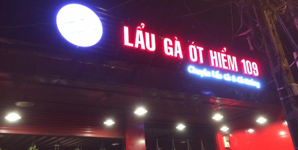 Biển hiệu lẩu gà ớt hiểm 109